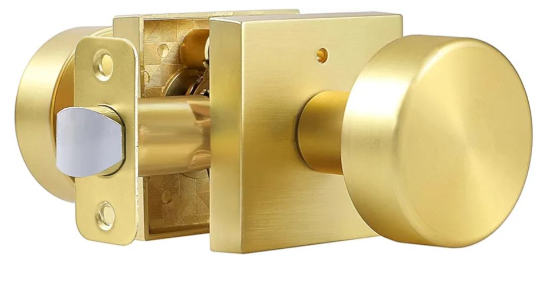 coolnews Gold Door Knobs Interior, Privacy Door Knob with Lock, Heavy Duty Square Modern Door Handle for Bedroom Bathroom, Satin Brass