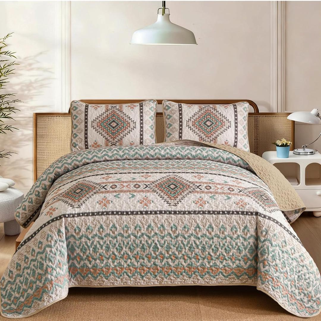 Dintszyayue Boho Quilt Set King Size, Aztec Western Beige-Green Quilt Bedspread Set, 3 Pieces Bohemian Southwestern Stripe Bedding Set Soft Lightweight Coverlet Set for All Season(104"x90")