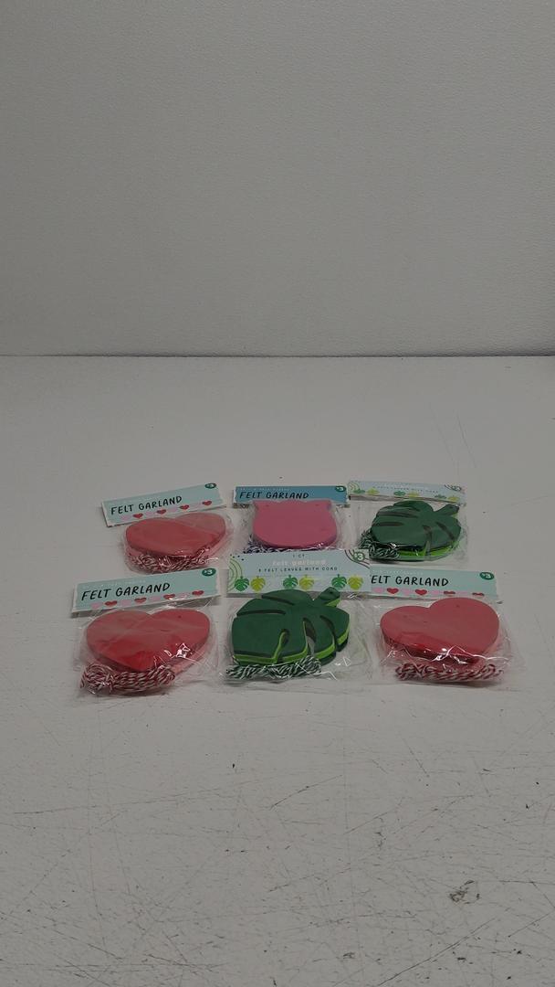 Mix 1CT Felt Garland 8 Felt Mix With Cord 6 Pack