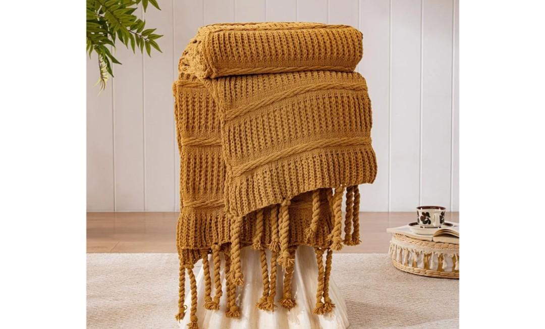 Boho Knitted Chenille Blanket with Tassels - Lightweight & Soft All-Season Throw - 3D Classic Pattern for Living Room Bedroom Couch, Amber Brown, King 90"x108"