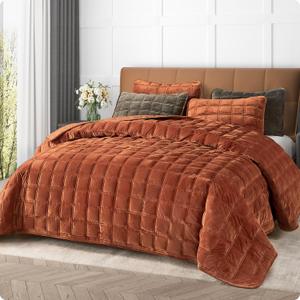 Fleeco 108'' x 96'' Velvet Quilt Set King Size, Lightweight Velvet Comforter Bedding Set, Ultra Soft Bedspread Coverlet with 2 Matching Shams, for All Seasons, Burnt Orange