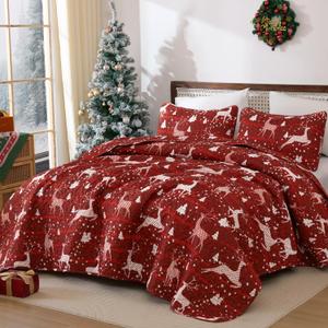 Dinjoy Christmas Quilt King Size with 2 Pillow Shams, Lightweight Bedspread Holiday Red Soft Coverlet Reindeer Pattern Bedspread for All Seasons Bed Cover Home Decor