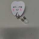 Felt Tooth-Shaped Badge Holder with Clip, Cute Dental ID Holder Gift for Nurses, Dentists, Dental Assistants, Hygienists, Medical Staff Uniform & Office Identification