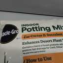 Miracle-Gro Indoor Potting Mix (8 qt.) for Growing and Fertilizing Indoor Cacti and Succulents