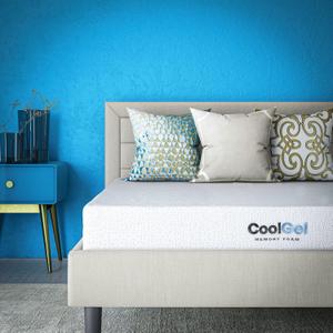 COOL GEL Memory Foam 8-Inch Mattress, CertiPUR-US Certified, Mattress in a Box, Queen, White (Short Queen)