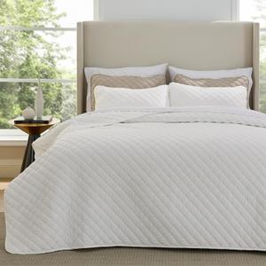 Bedsure Quilts Queen Size - Lightweight Bedspreads Queen Size with Classic Honeycomb Quilting, Soft Quilt Bedding Set, White Comforter Set Coverlet for All Seasons with 2 Pillow Shams (90" x 96")