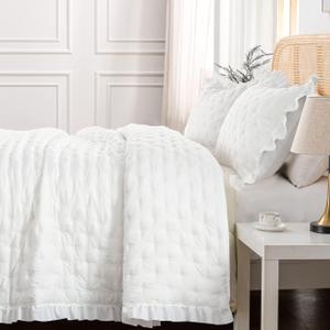 HIARUO 3-Piece King Quilt Set - Soft Warm Ultrasonic Reversible Pleated Ruffled Coverlet Bedspread Set (104 x 90 Inch) with 2 Pillow Sham (20 x 36 Inch), White