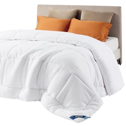 Bedsure Comforter Duvet Insert - Quilted Comforters Queen Size, All Season Duvet, GentleSoft Down Alternative Bedding, with 8 Tabs, Gifts for Women/Men, White, Twin XL 68 x 92 Inches