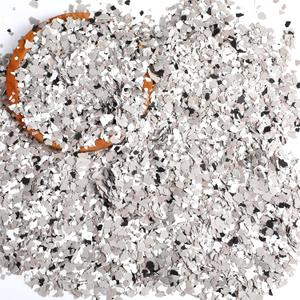 2.5 Kg/ 5.51 lb Blend Decorative Color Chips Epoxy Flakes for Garage Floor Blend Concrete Coatings Paint Chips for Wall Interior Exterior Basement(Black, White, Grey,2-4 mm)