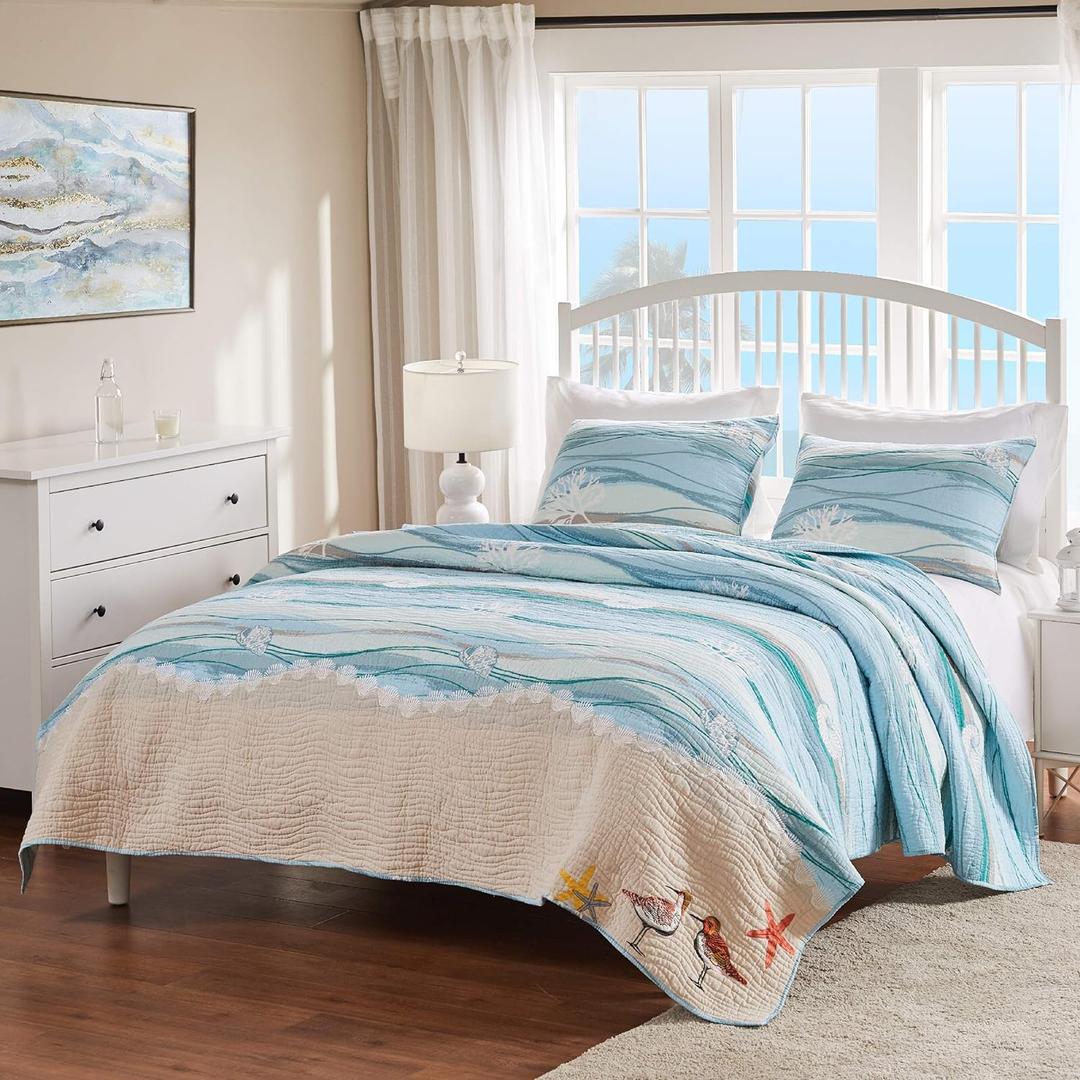 Greenland Home Maui Embroidered Coastal Quilt Set, King/California King (3-Piece) (Blue)