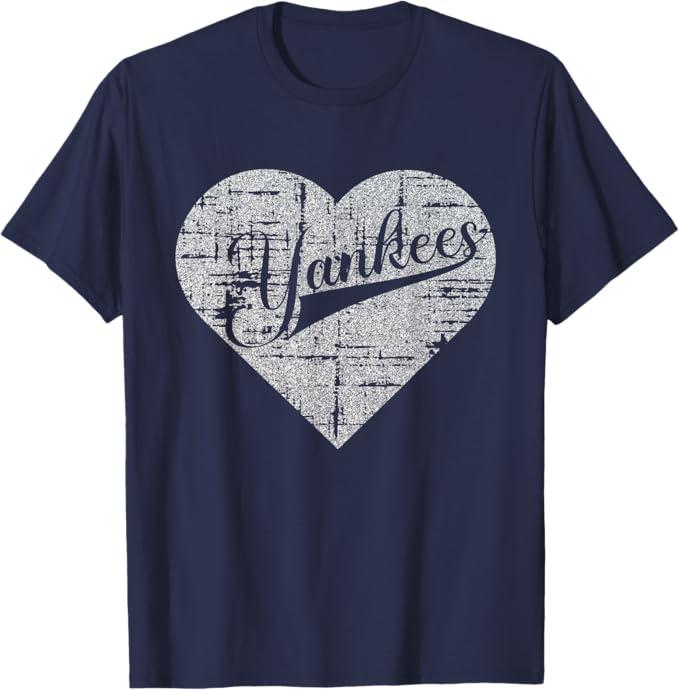 Vintage Heart Yankees I Love Yankees First Name Personalized T-Shirt, M