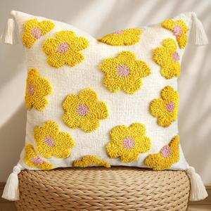 Throw Pillow Covers 18x18 - Tufted Decorative Pillow Cover with Zipper for Couch Sofa Bed Living Room Home Decor Aesthetic Soft Spring Summer Farmhouse Tassels Indoor Pillowcase, Yellow Flower