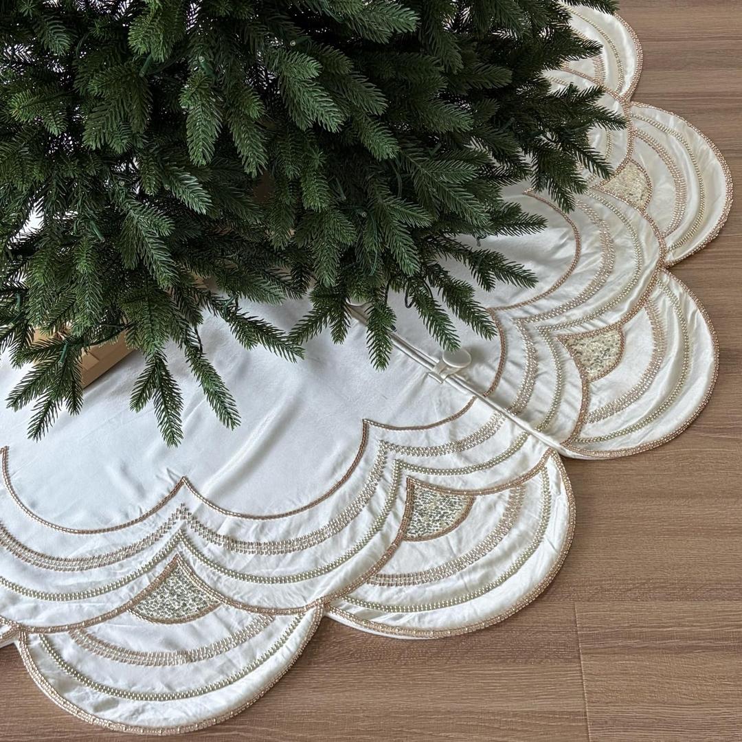 Starry Dynamo 60-Inch Beaded Scalloped Christmas Tree Skirt in Foam-Lined Satin, Button-Loop Closures, Pearl White