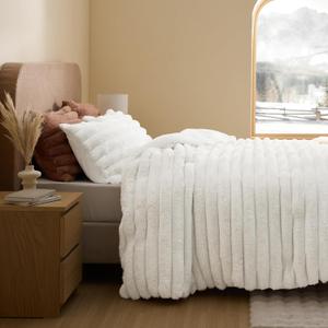 Bedsure Luxurious Faux Fur Duvet Cover King Size Set - Ultra Soft & Fluffy & Cozy & Warm - Elegant Shaggy Bubble Design Bedding with Duvet Cover and Pillow Shams, Grey (03 - Grey (No Comforter))