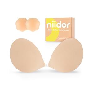 Niidor Adhesive Bra Sticky Invisible Push Up Bra for Women, Reusable Silicone Bra Strapless Backless with Nipple Covers for Wedding Party Dress Nude, Cup Size C½