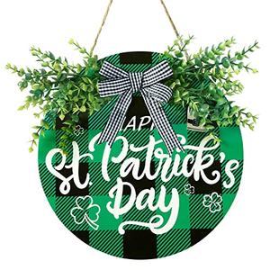 Sggvecsy St Patricks Day Decorations Buffalo Plaid Wooden Hanging Door Sign Happy St Patrick’s Day Farmhouse Rustic Door Decoration with Bowknot Greenery for Front Door Home Indoor Outdoor
