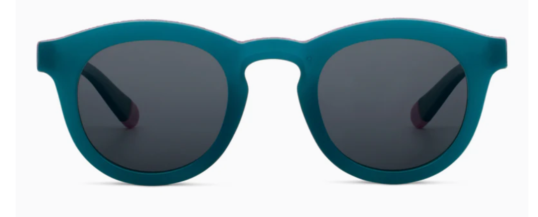 Peepers by PeeperSpecs Women's Beverly Shores Polarized Sunglasses Round