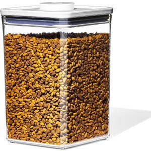 OXO Good Grips Pet POP Container 4.4 Qt/4.2 L with Scoop |Ideal for up to 4lbs of Dog Food or 3.5lbs of Cat Food, Airtight Storage Container, BPA Free