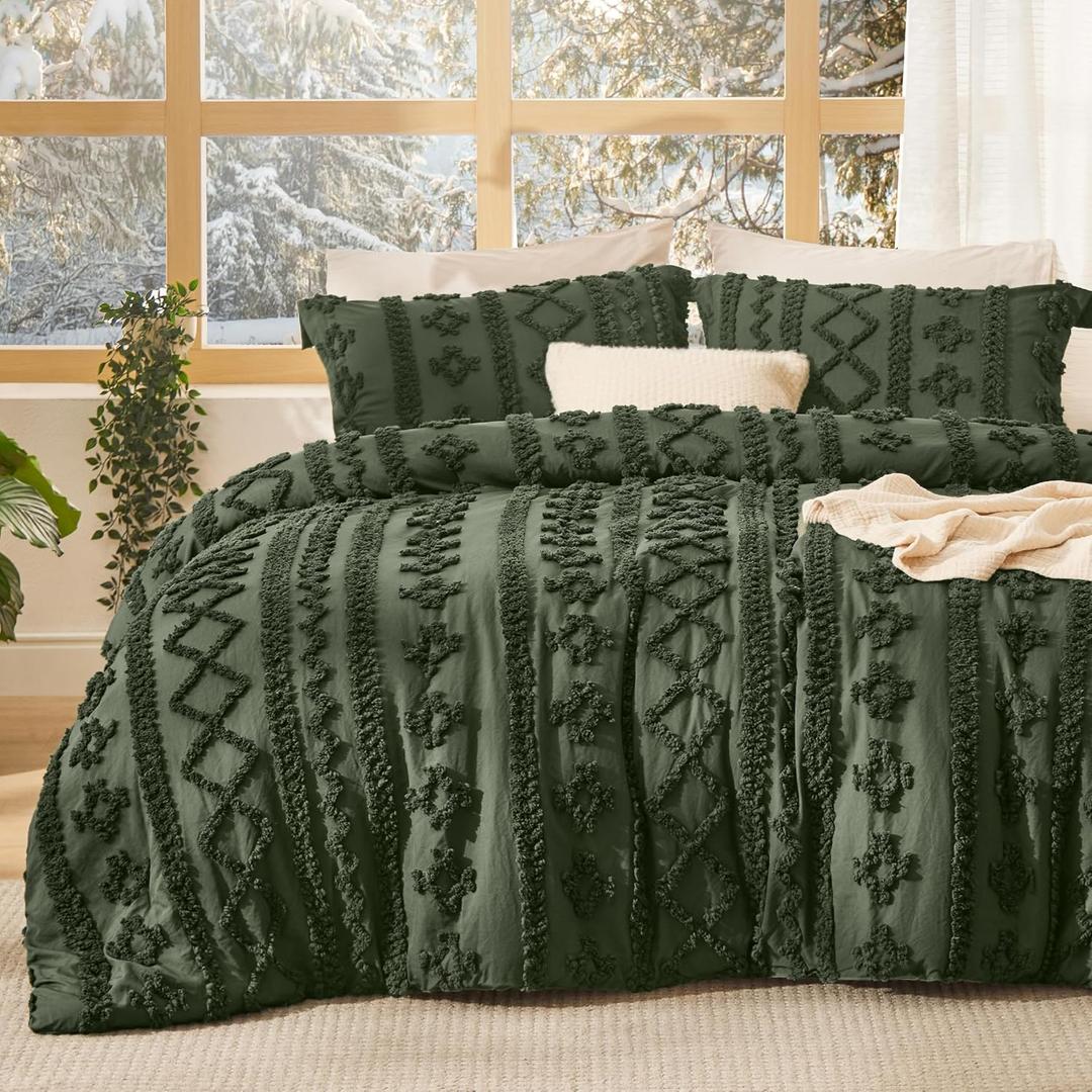 Bedsure Tufted Boho Comforter Set California King - Olive Green Boho Bed Set, GentleSoft 3 Pieces Farmhouse Shabby Chic Embroidery Bedding, Gifts for Woman, Soft Jacquard Comforter for All Seasons