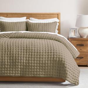 WDCOZY King Size Quilt Bedding Sets with 2 Pillow Shams, Lightweight Soft Bedspread Coverlet, Quilted Blanket Thin Comforter Bed Cover for All Season, 3 Pieces, 104x90 inches, Taupe