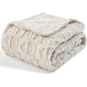 lifein Throw Blanket for Couch - Soft Heart Bed Throw Blanket, Fleece Cozy Blanket, Cute Fluffy Lightweight Blankets&Throws for Sofa,Chair,Home Decor,Woman(50x60in,Taupe)