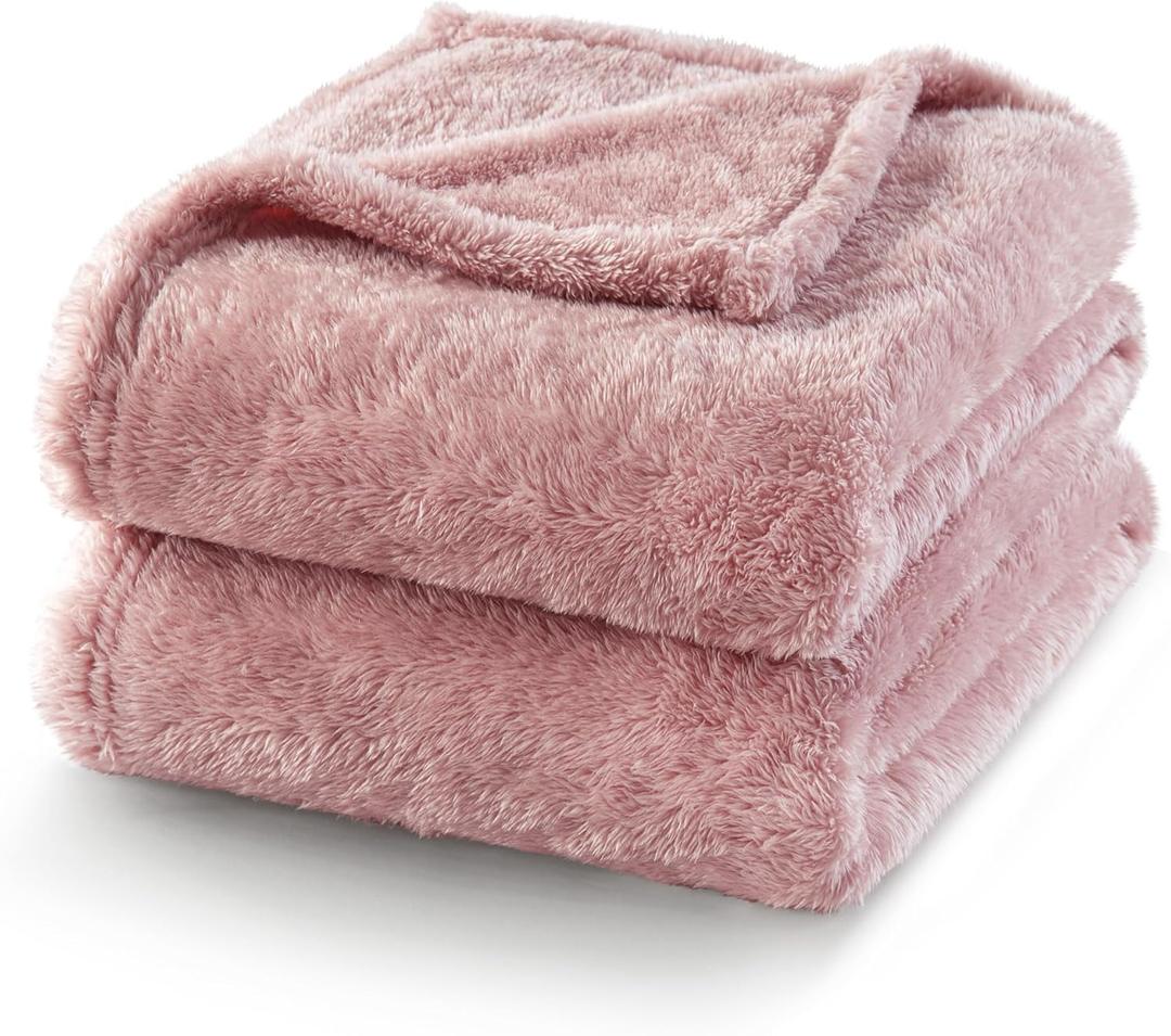 Exclusivo Mezcla Plush Fuzzy Fleece Bed Blanket Queen Size, Super Soft, Fluffy and Warm Blankets Suitable for All Seasons (Dusty Pink, 90x90 Inches)