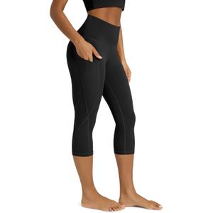 ODODOS Women's High Waisted Yoga Capris with Pockets, Tummy Control Non See Through Workout Athletic Running Capri Leggings (Large, Black)
