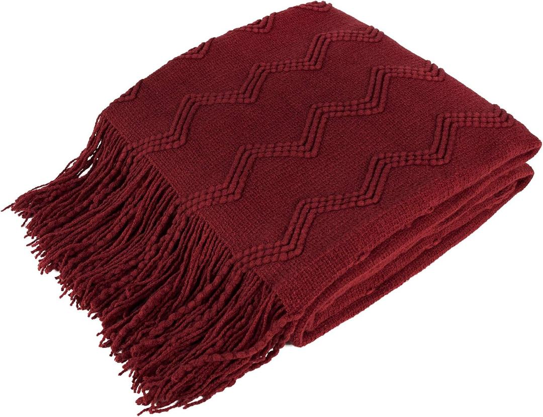 PAVILIA Maroon Red Knit Throw Blanket for Couch Bed, Soft Knitted Farmhouse Sofa Throw for Living Room, Lightweight Decorative Fall Throw Blanket for Chair, Outdoor Textured Boho Blanket, 50x60