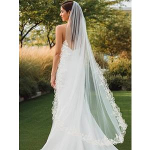 HEREAD Lace Bride Wedding Veil Ivory Long Bridal Veils Tulle with Comb (Ivory)