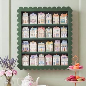 Chunful Spice Jar Wooden Rack Dark Green Scalloped Spice Shelf for 24 Jars, Village Style Wall Mounting Kitchen Storage Decorative Hanging Display Rack, Shelf Only(18.5 x 15.7 Inches)