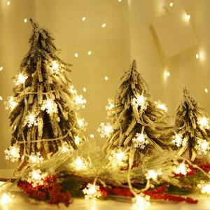 Christmas Lights, Snowflake String Lights,Fairy Lights9.8FT,20LED,Battery Operated,Extendable for Indoor Outdoor, Holiday Wedding Party, Xmas Tree, New Year, Garden Decorations (9.8 FT, Warm White)