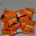 18 Reese's 1 oz pretzels filled with peanut butter (Best By 08/22/2026)