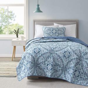 Comfort Spaces Reversible Quilt Set-Vermicelli Stitching Design All Season, Lightweight, Coverlet Bedspread Bedding, Matching Shams, Twin/Twin XL (66 in x 90 in), Gloria Damask Aqua 2 Piece
