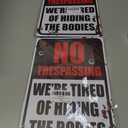 2 x Halloween Decorations Metal Tin Sign for Outdoor Yard, Garage Wall, Rustic Vintage No Trespassing We're Tired of Hiding The Bodies, 7.8x11.8in