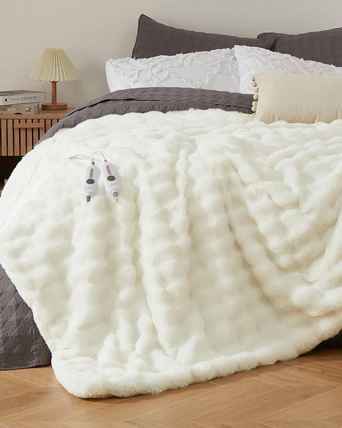 GarveeHome Heated Blanket Queen, Dual Control Faux Fur Electric Blanket with 4 Heat Settings, Soft Bubble Blanket with 8 Hour AutoOff & Overheat Protection, for Gifts Home Couch or Bed, White