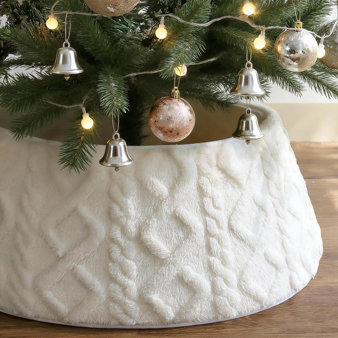 28 Inch Christmas Tree Collar White Plush Faux Fur with Crossed Diamond Pattern, Soft Boho Xmas Tree Ring Beige Tree Skirt for Christmas Artificial Trees Holiday Party Home Decor