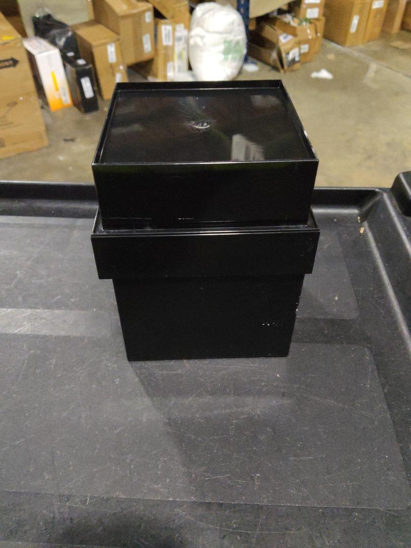 Small Square Plant Pot Black Plastic Plant Pots Black Indoor Plastic Flower Pots with Lid