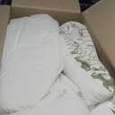 INK+IVY Comforter for King Size Bed, Chenille Tufted, Breathable Cotton Comforter Set, All Season Modern Boho Comforter with Farmhouse Bedding Flare, 2 Matching Shams, King Sage Green/Ivory 3 Piece