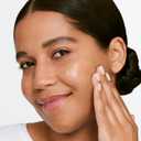 Clinique Moisture Surge Sheertint Hydrator Hydrating Tinted Moisturizer Broad Spectrum SPF 25 With Hyaluronic Acid + Aloe Water For All Skin Types | Sheer Coverage, Natural Finish (AB Light 02)