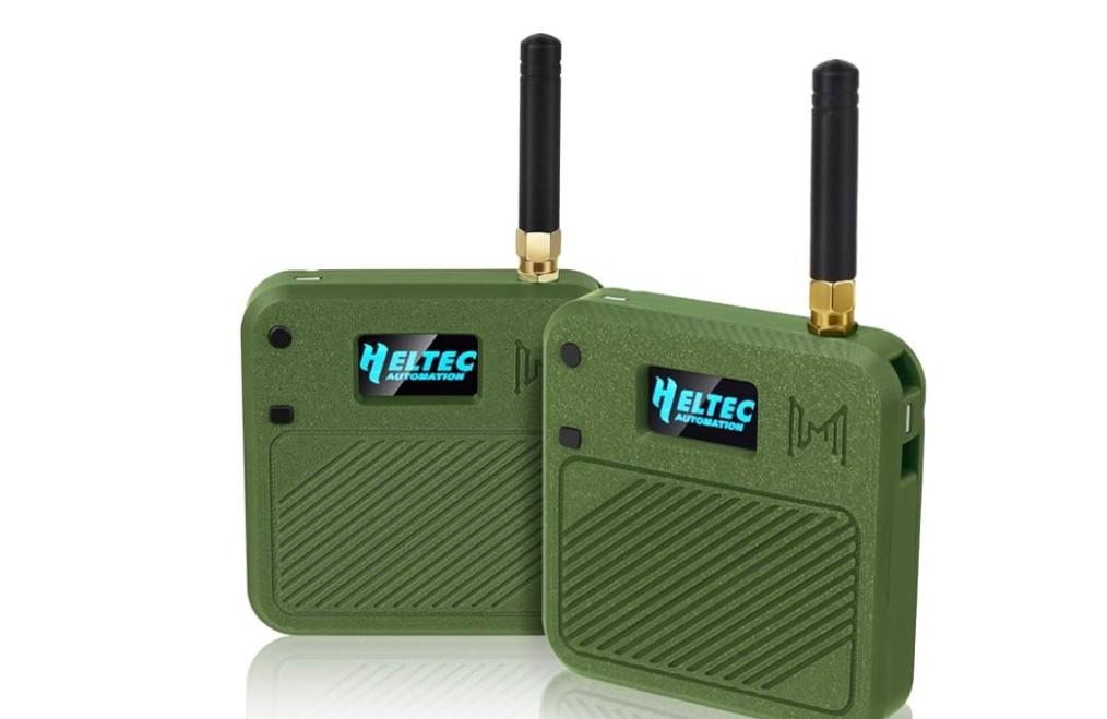 2 Pack ESP32 LoRa V3 Development Board with 915MHz Antennas + 3000mAh Battery + Meshtastic Case, ESP32-S3 SX1262 Integrated WiFi Bluetooth OLED Display for Arduino LoRaWAN IOT (N32 Version, Green)