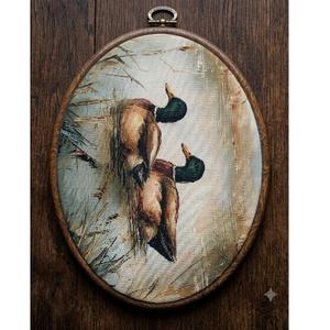 e Mallard Duck Wall Art Decor, Vintage Country Duck Hunting Round Wood Framed Canvas Wall Artwork, Nature Wildlife Waterfowl Hanging Prints for Nursery Boy Bedroom Decorations 