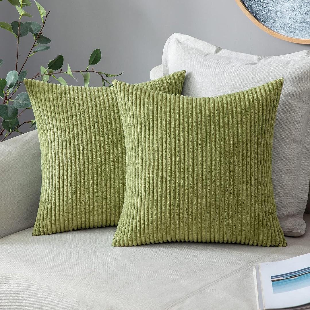 MIULEE Pack of 2 Pillow Covers Soft Soild Decorative Square Throw Pillow Covers Set Cushion Cases Pillowcases for Sofa Bedroom Car 20 x 20 Inch 50 x 50 Cm Grass Green