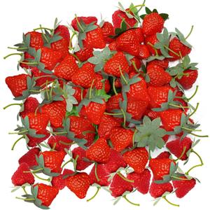 100PCS Plastic Artificial Red Strawberries, Fake Strawberries Dcor, Lifelike Fruit Plastic Strawberries for Home Kitchen Party Decor Photography Prop