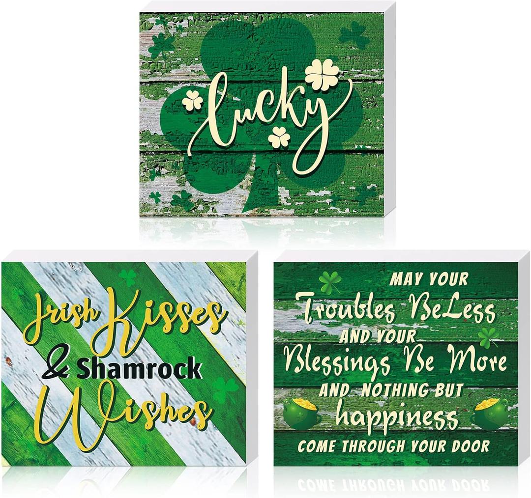 Ferraycle 3 Pcs St. Patrick's Day Shamrock Table Decoration Sign St. Patrick's Day Wooden Table Centerpiece Religious Irish Blessing Lucky Tiered Tray Decor for Home Office Party