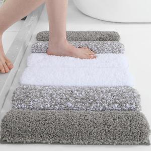 2 x XIYUNTE Shaggy Bathroom Rugs 24x16, Extra Thick 2000GSM Non Slip Bath Mat with Drain Groove Rubber Backing, Washable Quick Dry Absorbent Microfiber Bath Rugs for Bathroom Floor Tub Shower, Gray White