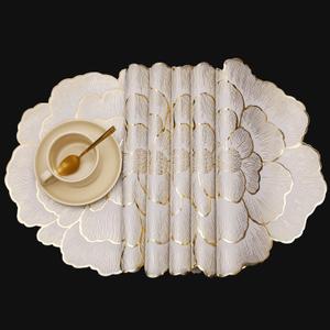 FAVE 6PCS Floral Round Placemats Golden Placemats Vinyl Placemats Set of 6 for Dining Table Reusable Metallic Shiny Gold Placemats for Wedding, Banquet, Birthday, Party, Restaurant 15 x15,Gold