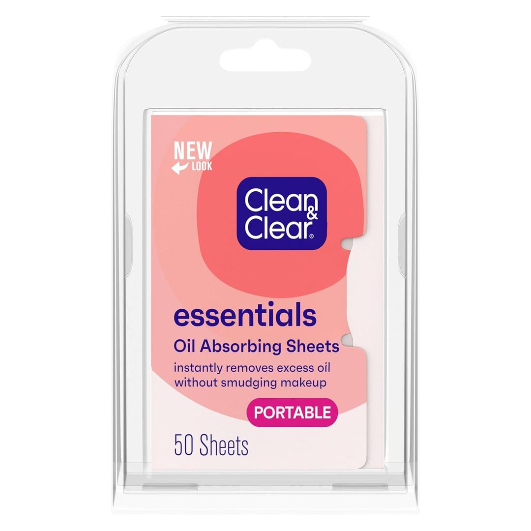 Clean & Clear Essentials Oil Absorbing Sheets, Portable Blotting Papers for Shine Control on the Face & Nose, Blotting Sheets Instantly Remove Excess Oil Without Smudging Makeup, 6 Pack