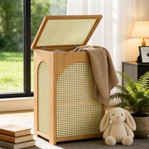 oakvivo Bamboo Laundry Hamper with Lid, 16.9" x 13.4" x 26.8" Wooden Clothes Basket with Removable Liner Bag, Space-Saving Laundry Sorter for Bathroom, Bedroom, and Laundry Room (Natural)
