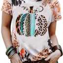 Pumpkin Halloween Shirts for Women Leopard Pumpkin Graphic T-Shirt Funny Fall Short Sleeve Tee Thanksgiving Gift Shirt, 
 (Small, Multicolor)