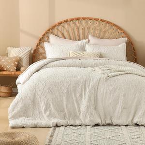 Litanika Oversized King Size Comforter Set Beige, 3 Piece Boho Tufted Bedding, Fluffy Farmhouse Bed Set for All Season with 2 Leaf Pattern Pillowcases120x98In